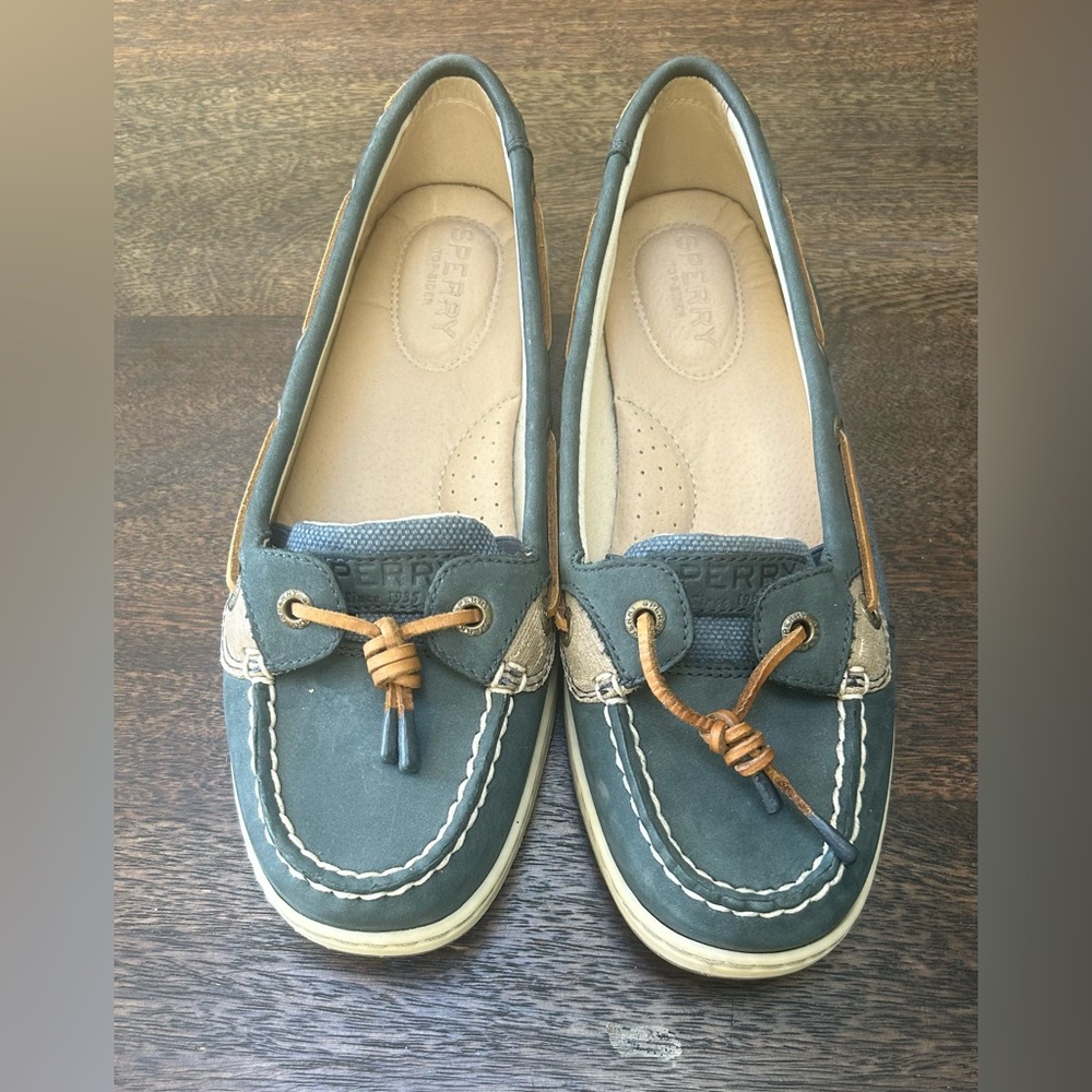 Sperry Angelfish Boat Shoe in Navy - Size 7